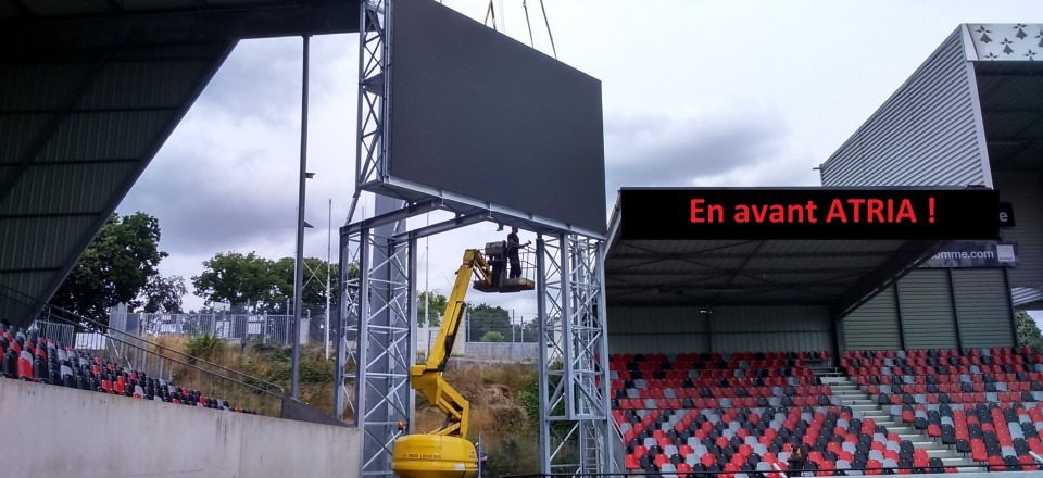 Réalisation d’une enseigne de stade de football